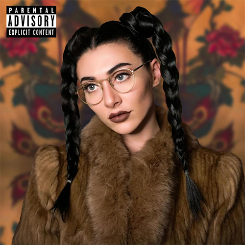 qveen-herby
